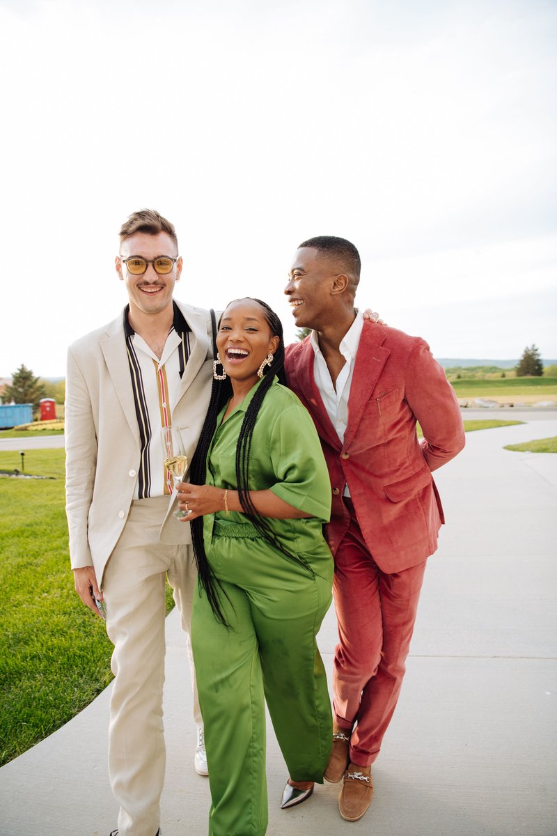 Share your love for the journeys we have shared. The polls are open for the 2024 Condé Nast Readers' Choice Awards through June 30: bit.ly/3n7VUdE Photo by Hannah Turner Harts featuring Mike Vitelli, Delanique Millwood, and Igee Okafor for Daily Front Row.