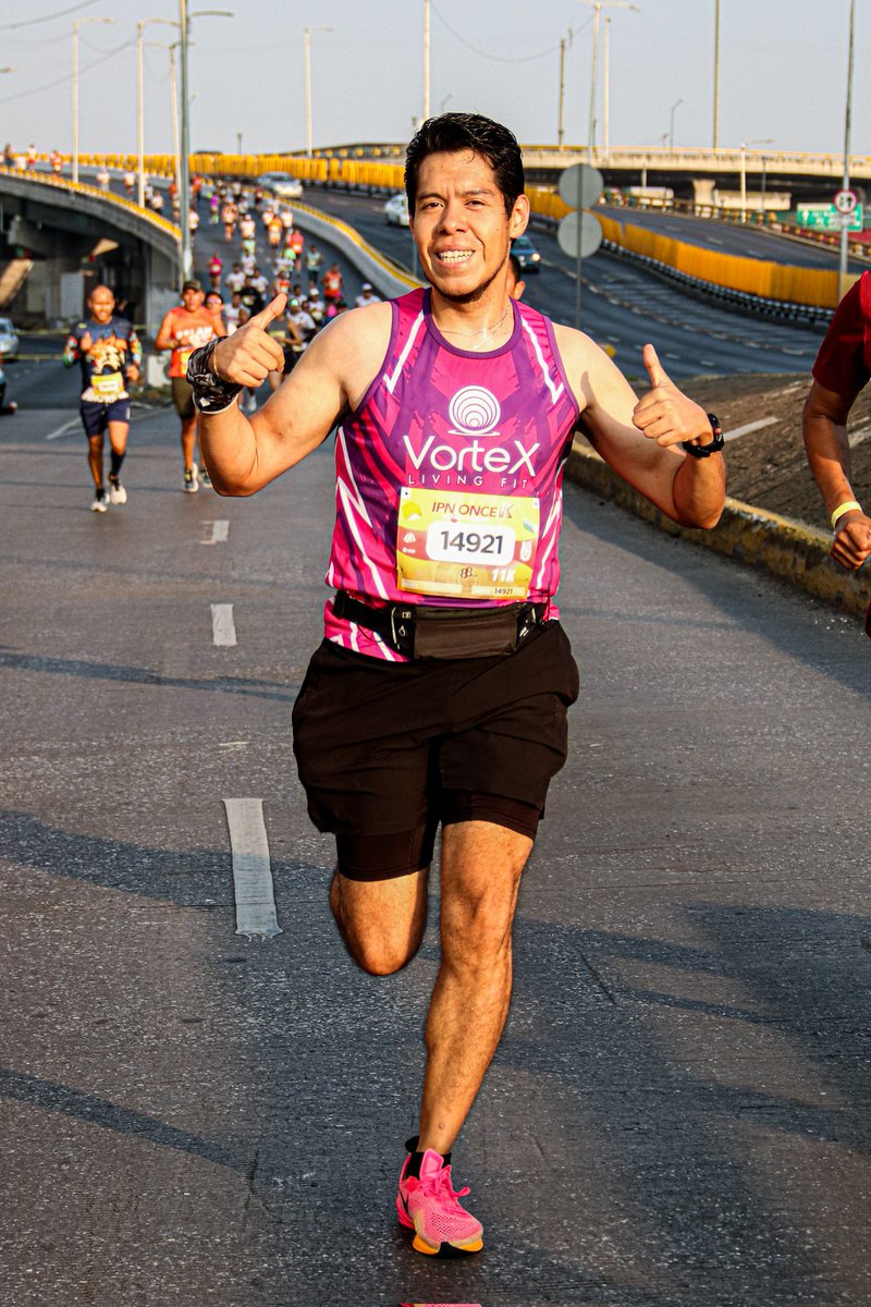 Recuerdos de carrera 🏃🏻‍♂️📸💯🫶🏼 que tengan un excelente inicio de semana ✨️ #CarreraIPNOnceK2024