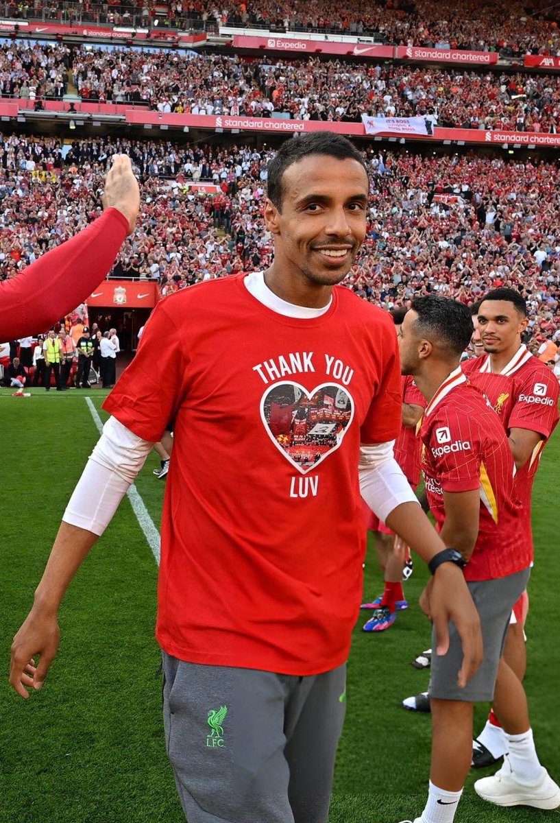 SamueILFC's tweet photo. Joel Matip was the first signing Klopp wanted in his 1st full season at Liverpool. Now they both depart at the same time after 8 seasons. 

Unsung hero at times, but he was a world class CB during his time here. Thank you, Joel. ❤️ https://t.co/SUd10wHqrK