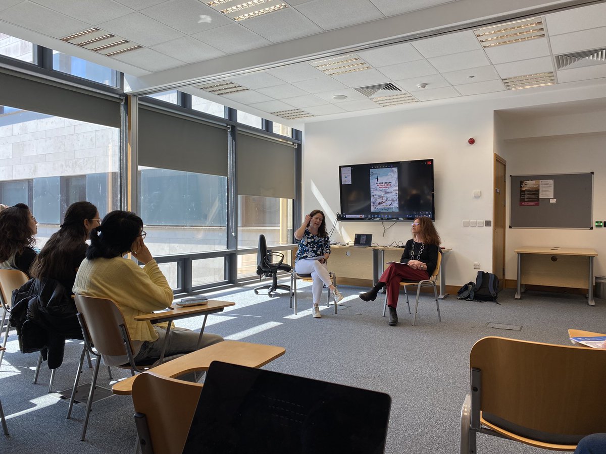 Witty and convivial wrap-up to our inaugural @uniofgalway Translator-in-Residence Monica Pareschi’s stay in Galway for her translation of Claire Keegan’s So Late in the Day into Italian. Monica in conversation with @GalwayOc, funded by @CASSCSResearch and @Lit_Ireland.