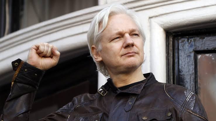 Breaking: London high court grants Wikileaks Boss, Julian Assange permission to appeal against extradition to the United States. Meanwhile, the Nigeria Federal High Court is set to rule on the bail status, of the detained, incarcerated Leader of the Indigenous People Of Biafra,