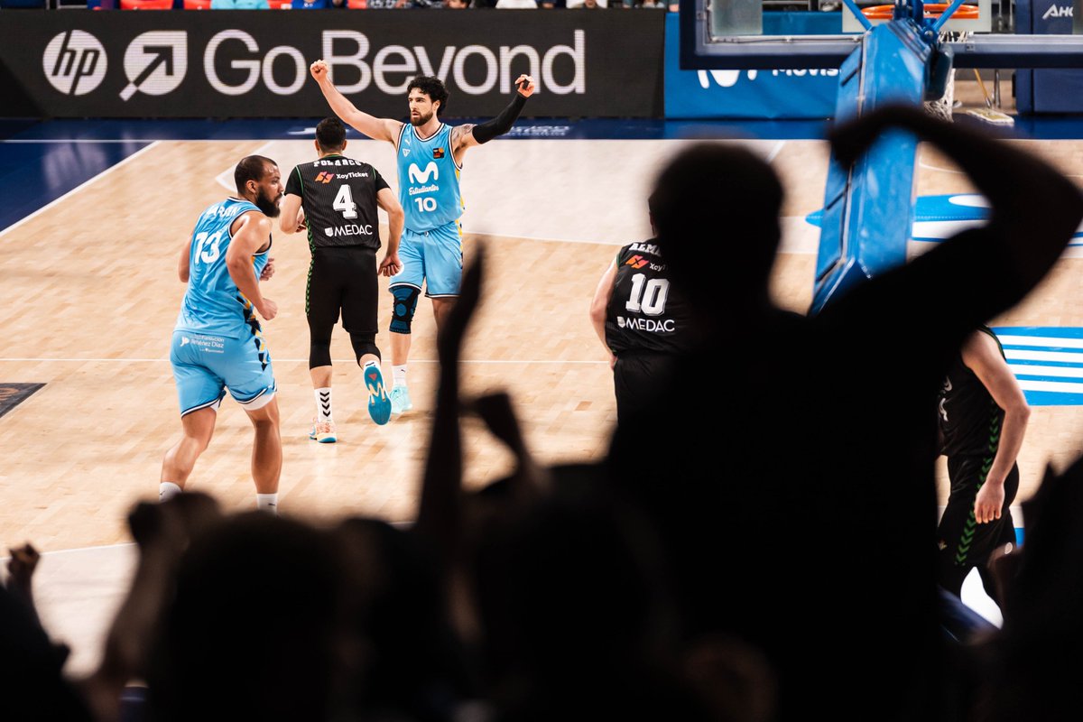 🏀 Protagonistas del fin de semana...

▶ ¿Y tú, con cuál te quedas?

🔁 𝗥𝗧 ➡ El ascenso del <a href="/ClubBZAMORA/">CB Zamora</a> a la #LEBOro

❤️ 𝗙𝗔𝗩 ➡ El ascenso del <a href="/cbmoron/">C.B. Morón</a> a la #LEBOro

🗨 𝗖𝗢𝗠 ➡ El espectacular ambiente de los #PlayoffsLEBOro