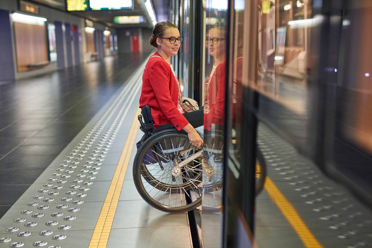 Concerns are being raised Paris’ metro service lacks accessibility ahead of this year’s Paralympic Games tinyurl.com/3a5xmubr #paralympicgames #Paris2024