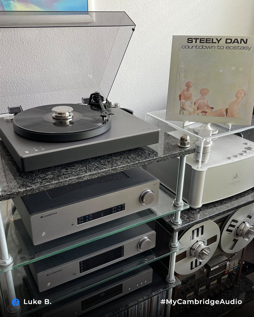 What's the first album you ever bought on vinyl? Do you still have it? #NowPlaying 'Countdown to Ecstasy' by Steely Dan on the Alva TT V2. 📸 by Luke B.
