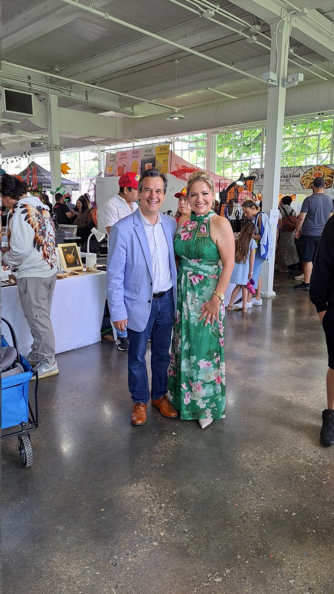 The Spring Latin Festival at the Small Arms Building was incredible.   Our Latin community in Mississauga is large and growing. Thank you so much to my dear friend Isabel Cuellar for all you do ! 
#latinfestival #latinos #Mississauga
