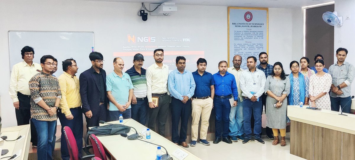 STPI organized an outreach program on CHUNAUTI9.0 under #NGIS at Birla Institute of Technology, Mesra, Ranchi and requested their students, researchers, and #Startups to be part #Innovation - Growth Story spearheaded by @STPIIndia #STPIOutreach #STPIBeyondMetros