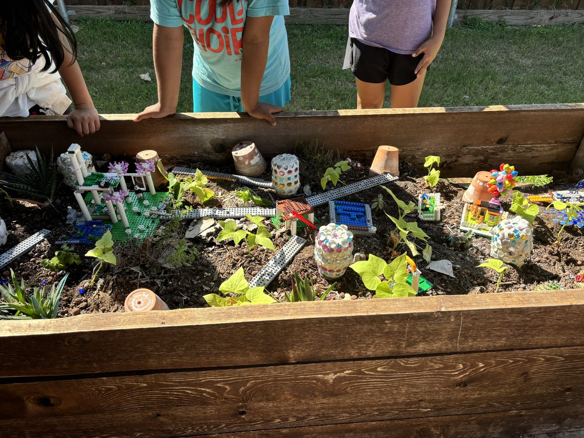 Christine Scovill (@cscovill2) on Twitter photo We updated our fairy garden bed today with some new plants and decorations today:-) #WilsonWay <a href="/gowilsonrangers/">Wilson Elementary</a> <a href="/luisperezmedina/">Luis Perez Medina</a> We updated our fairy garden bed today with some new plants and decorations today:-) #WilsonWay <a href="/gowilsonrangers/">Wilson Elementary</a> <a href="/luisperezmedina/">Luis Perez Medina</a>