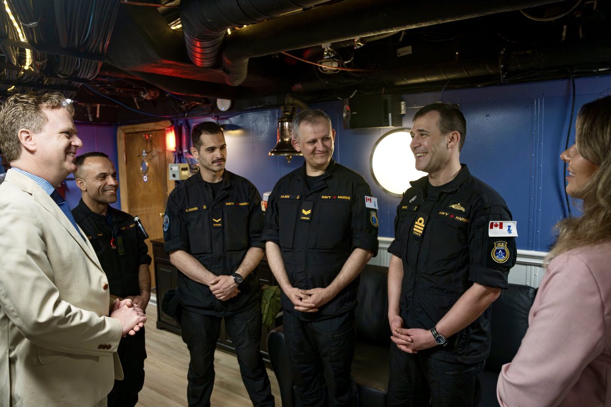 كان من دواعي سرورنا أن نرحب بـ HMCS Montréal الأسبوع الماضي في #جدة. 

زيارة تاريخية فريدة من نوعها، فتحت الباب للتواصل مع الشركاء 🇸🇦 وإظهار التزام 🇨🇦 بالأمن والاستقرار والازدهار الإقليمي. نقدر دعم شركائنا 🇸🇦 في هذه الزيارة.