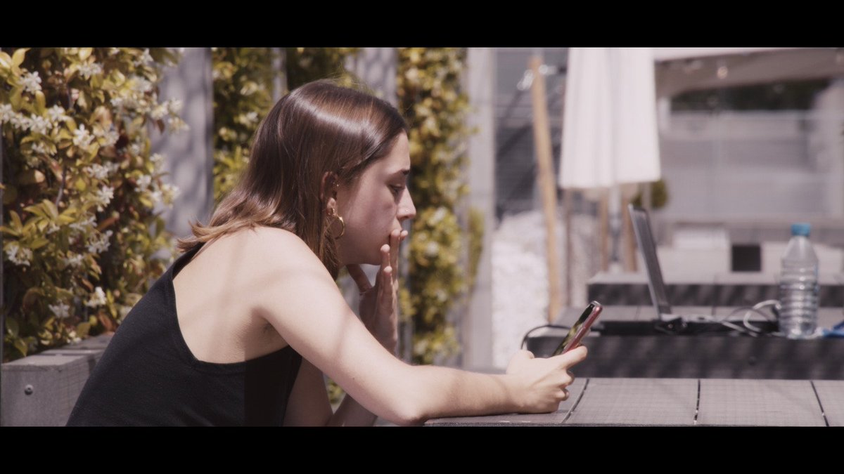 🎥 Cada vez me gusta más esta pequeña bestia.

#BlackMagicDesign #MicroStudioCamera4KG2 #FilmLook