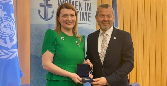 Despina Panayiotou Theodosiou receives first IMO Gender Equality Award ow.ly/r3t1105tJPu #maritimenews #shippingnews