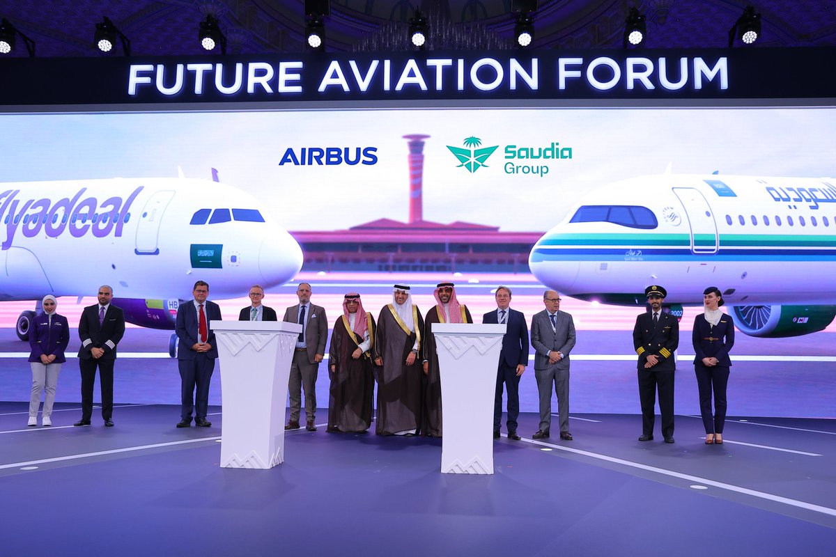 theffhub's tweet photo. Saudia Group signed the largest aircraft deal in Saudi aviation history!🇸🇦

Saudia Group and Airbus signed a deal for 105 aircraft, which will be distributed between FlyAdeal and Saudia Airlines. 54 for Saudia Airlines and 51 for Flyadeal. 

#airbus #saudia #Aviationnews https://t.co/YSm3YxH90r