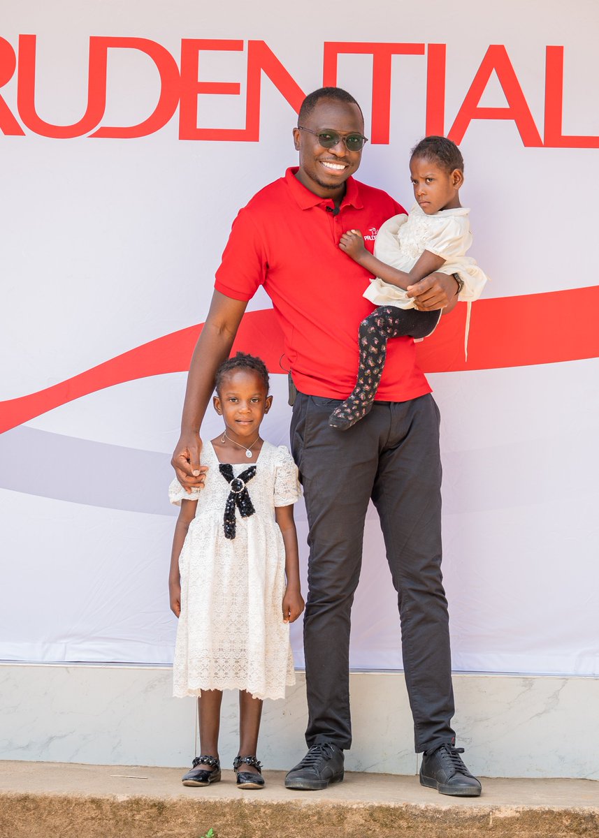 Prudentialzm's tweet photo. Our CEO Kachiza Kwenda paid a visit to the beloved twins, Bupe & Mapalo in Kawambwa. We paid a visit to the twin’s family to present a matured Smart Child Policy Prudential had started 5 years ago worth K70,000. #madeforeverfamily #communitysupport
#bupeandmapalo #smartchild https://t.co/O19Nnks1Lx