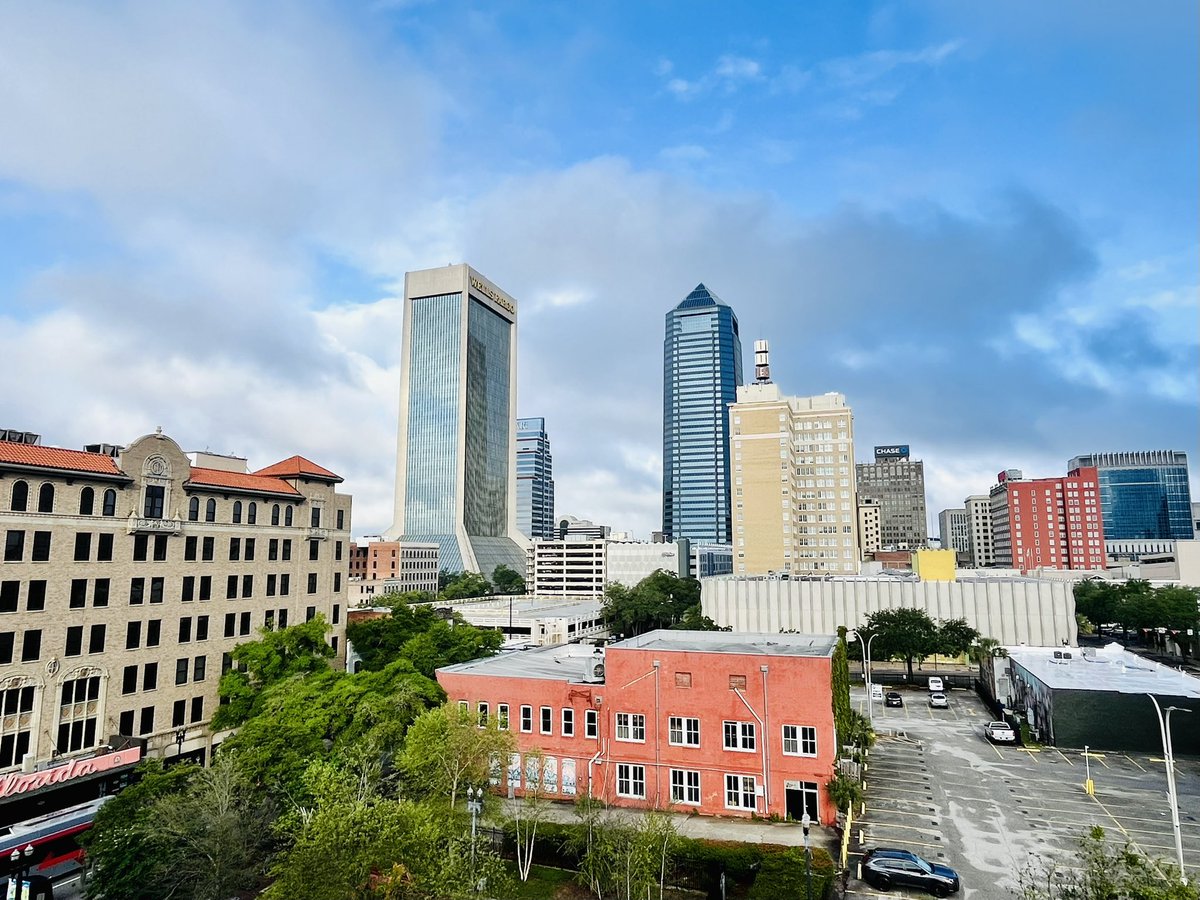 🌤️ Good Morning 🌤️ We hope everyone had a safe and fun weekend. Speaking of safe, we have some wet roads this morning, thanks for taking some extra caution on your way to work or around town this morning. It’s going to be another great week - Make it happen Jacksonville!