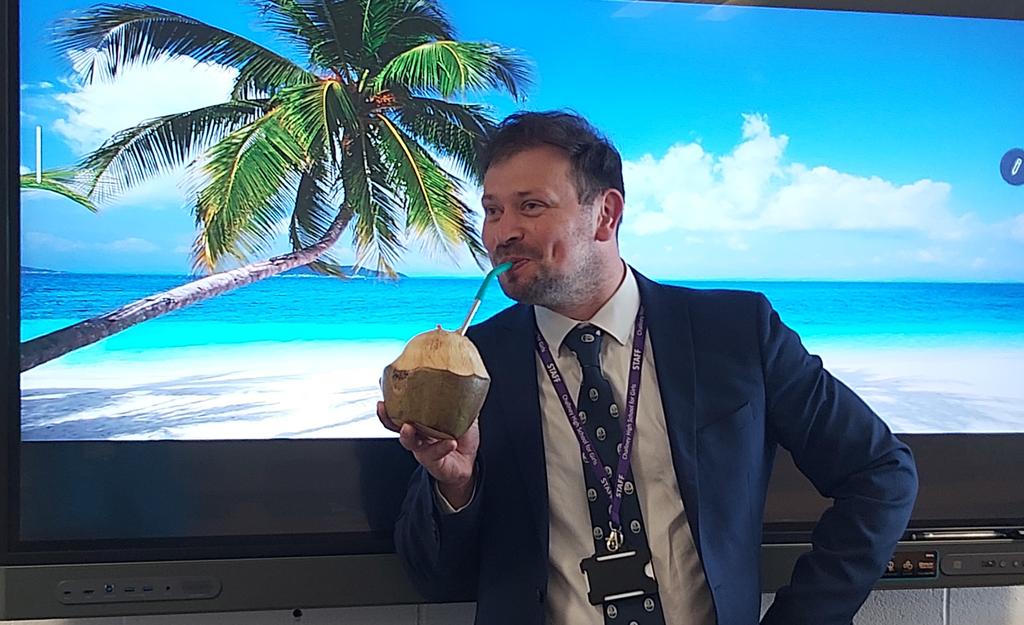 O Smith (@mrojsmith) on Twitter photo Thanks to <a href="/PsaThompson/">PSA Thompson</a> who makes every school day feel like a holiday...literally today with her thoughtful gift 😍🏖 Thanks to <a href="/PsaThompson/">PSA Thompson</a> who makes every school day feel like a holiday...literally today with her thoughtful gift 😍🏖