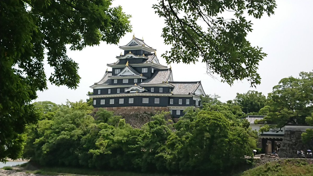 SHISHIMARUJO's tweet photo. #見た人も天守閣をあげる
岡山城です。 https://t.co/r0bMUBXTqA