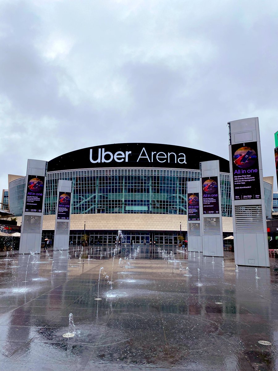 AlexGun10's tweet image. Hallo Berlin! Time for the @EuroLeague Final Four! 💪🏽🏀
#F4Glory #EveryGameMatters