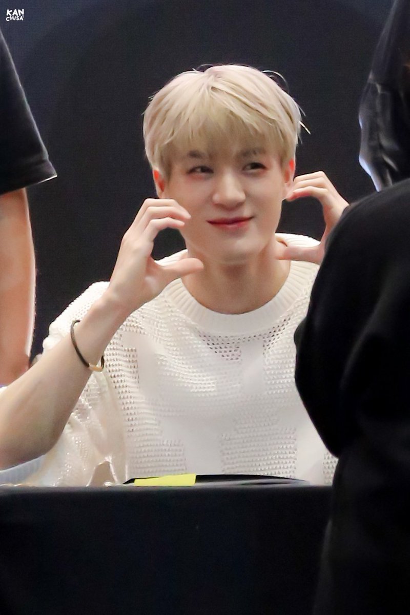 Kanchisaaa's tweet image. 240520 | น่ารักม๊าก 🫶🏻✨️

#JENO #제노 
#NCT #NCTDREAM 
#ShopeexNCTDREAM_FansignandEvent