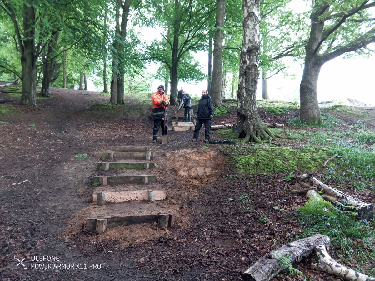 🙌 We 💚 our volunteers, look at the work they’ve done at Hothfield Heathlands, carrying out lots of access improvement works. Their efforts include path upgrading, installing steps and replacing the main access gate with a wheelchair friendly gate. 👉 kentwildlifetrust.org.uk/support/volunt…