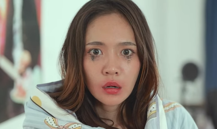 GlThinker's tweet photo. [#JPCMedia x #FriendWithBenefit]

The first episode of JPC's #NuneXVicky #ThaiGL Friend With Benefit is out. I like dramatic romcoms. And Vicky's face and Nune fainted on her. 😅

🥰: https://t.co/xvwCCLq3pk https://t.co/Fb8UDrOcAP