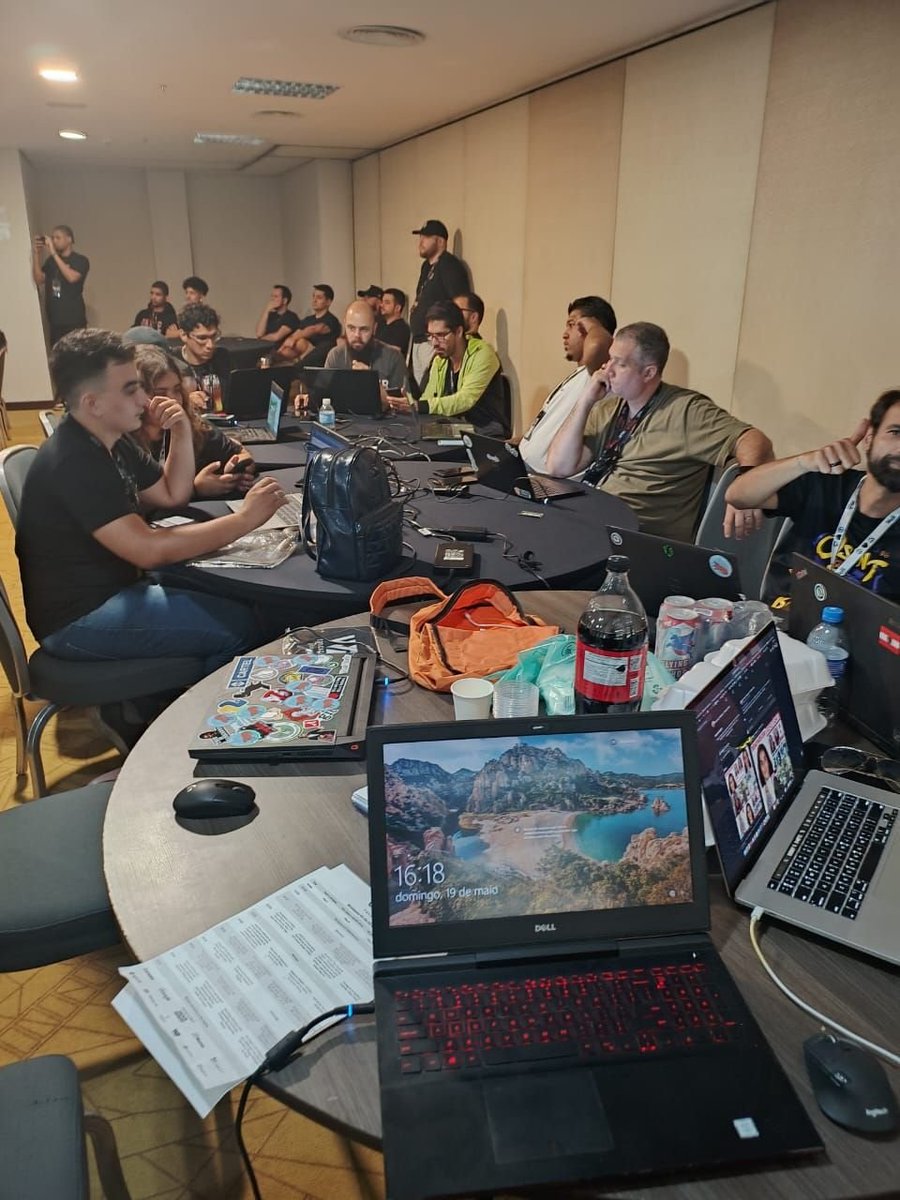 MrCl0wnLab's tweet photo. [OSINT Village / Bsides SP 2024 ]

Foi um sucesso absoluto!! 🎉 
Nossa primeira atividade realizada no ambiente village alcançou com sucesso os principais objetivos

Obrigado pela parceria: @D4rk0Hunt3r

#bsidessp #hacking #osint #intel #Intelligence #brasil https://t.co/OsZ2HQ0jpw