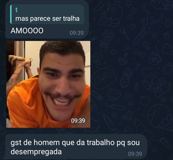 nunca me identifiquei tanto