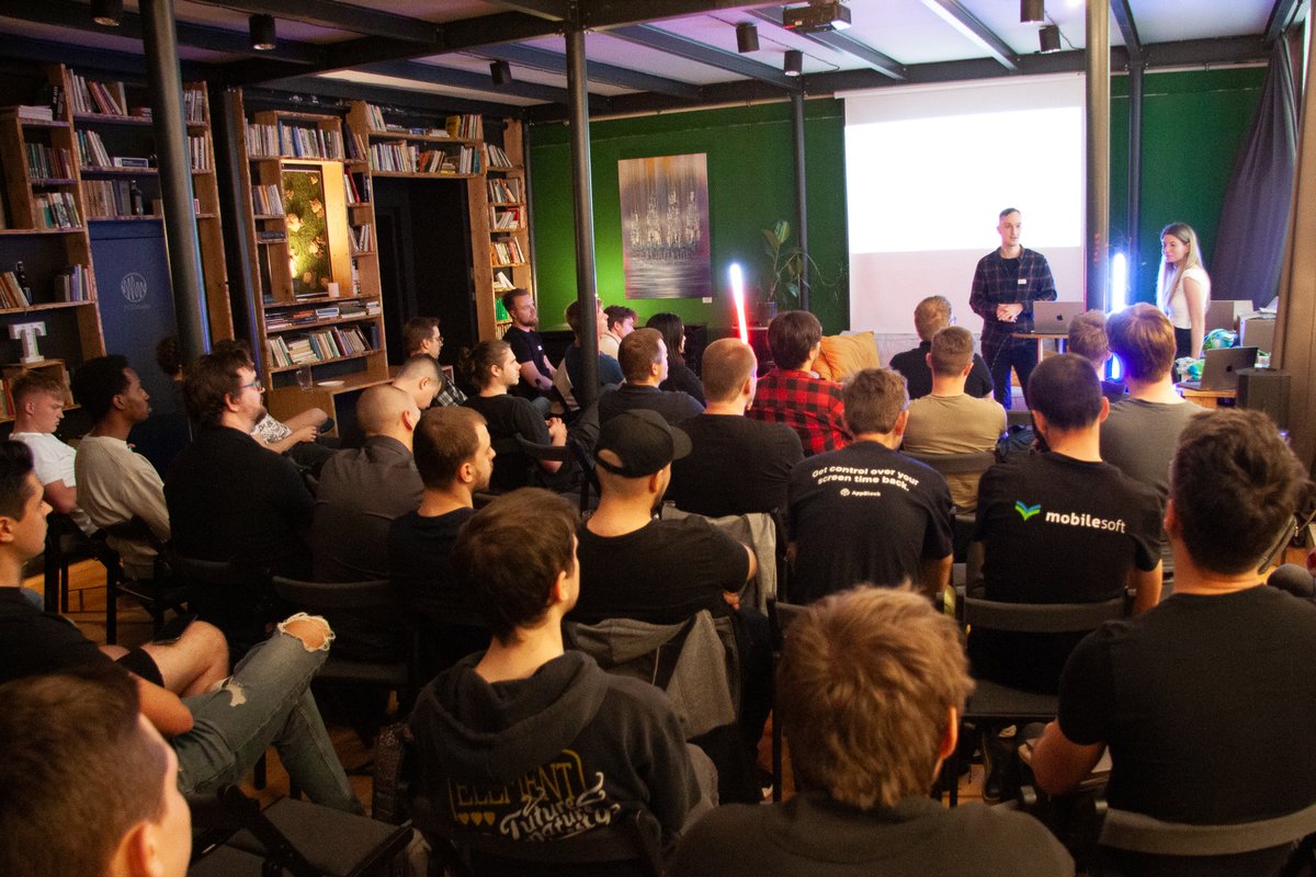 FlutterPrague's tweet image. To all the wonderful members of the Flutter Prague community – thank you! 🙌

We were delighted to talk and connect during the latest #meetup. A round of applause for our great speakers from @netglade, @embedIT and @dronetag.

Stay tuned for more events. 👀