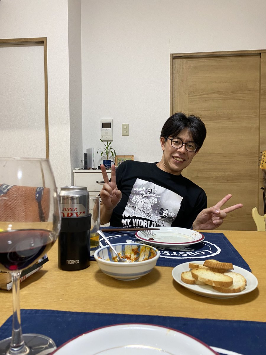 Taka19580's tweet photo. 大西さん、リスナーの皆さんこんばんは❗️
今夜は『Butterfly』オンエアありがとうございます♫
今日はFM791のウテナくんが遊びにきてます🍻
#thenite
#SOSz https://t.co/TTpVF8rde6
