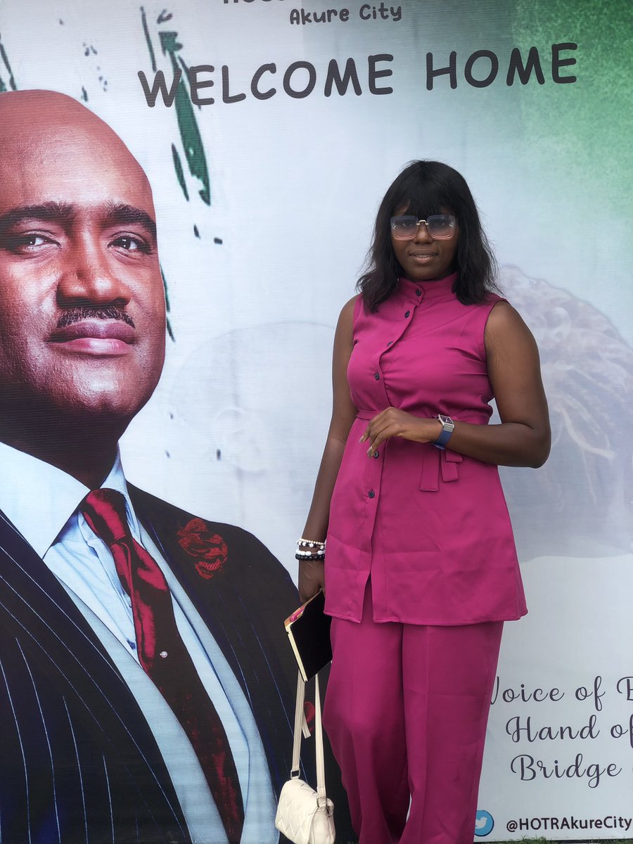 morayoJo's tweet image. Faith of the martyrs, living still
in spite of dungeon, fire, and sword;
oh, how our hearts beat high with joy
whenever we hear that glorious word!

#houseontherockakure
#mo
#makeher
