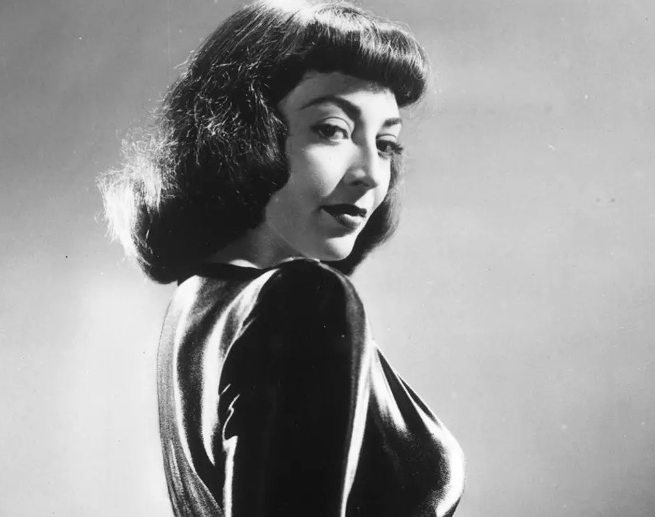 Geez, I turn my back for just one little minute, and everybody quits talking about Marie Windsor. Sigh…..