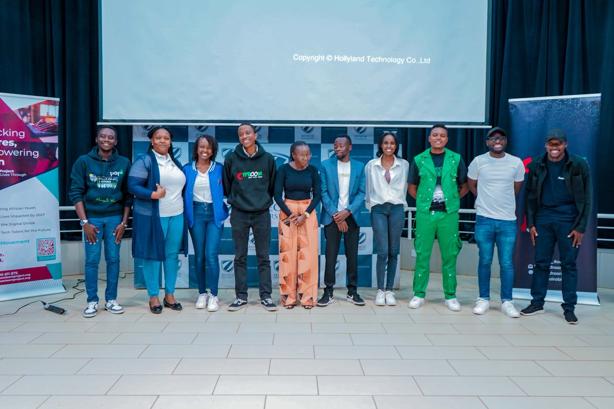 bug_hunteress's tweet image. I had a blast repping @SpaceYaTech at the @PLPAfrica hackathon this weekend.

 I might have met my cofounders which beats us being disqualified on a technicality 😅

Congratulations to all the participants for all the hard work throughout the day. 

#powerhacks