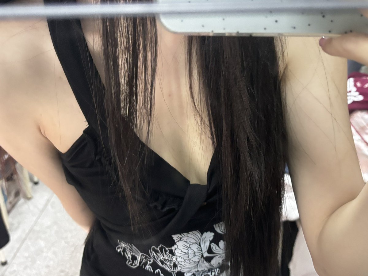 Su71866067's tweet photo. bb，亲一下啦 https://t.co/JpL6o3IbRL
