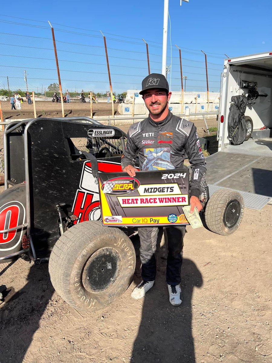 Congratulations to <a href="/_ChaseJohnson/">Chase Johnson</a> and <a href="/Carrick_Tanner/">Tanner Carrick</a> for winning both heats and finishing 1-2 in the main event last night at <a href="/StocktonDirt/">Stockton Dirt Track</a> with BB7 power in their Stewart &amp; Spike cars
#esslingerpower #bb7power <a href="/mitchy_68/">Mitchell Johnson</a>
