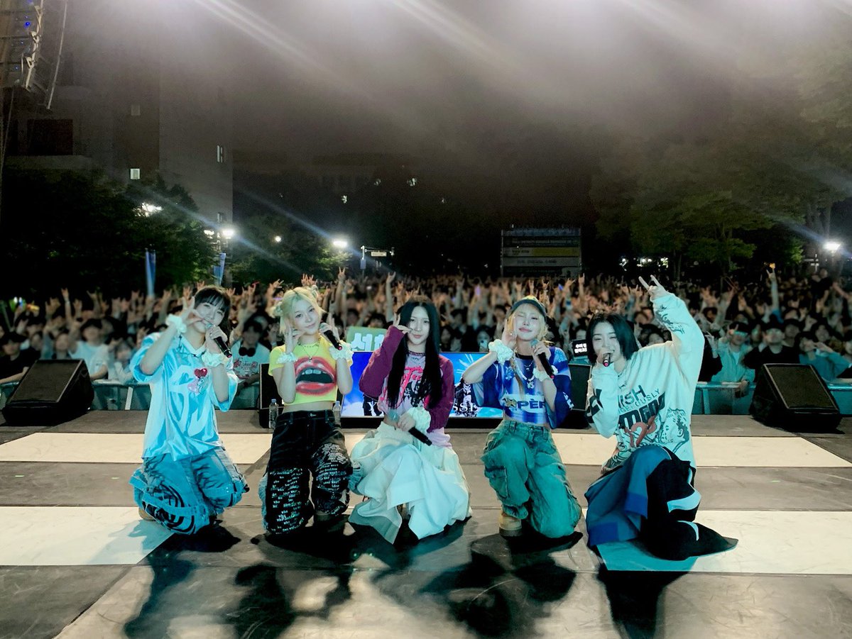 Y-Pose] 240520 서울시립대학교 축제 📸 열정이 가득한 서울시립대학교 축제 무대에 함께할 수 있어서 정말 즐거웠습니다 🩵  오늘 함께 즐겨주신 여러분들도 모두 행복한 하루셨길 바라며 다음에 또 만나요! 🎵 #영파씨 #YOUNGPOSSE #ヤングパッシ  #XXL #