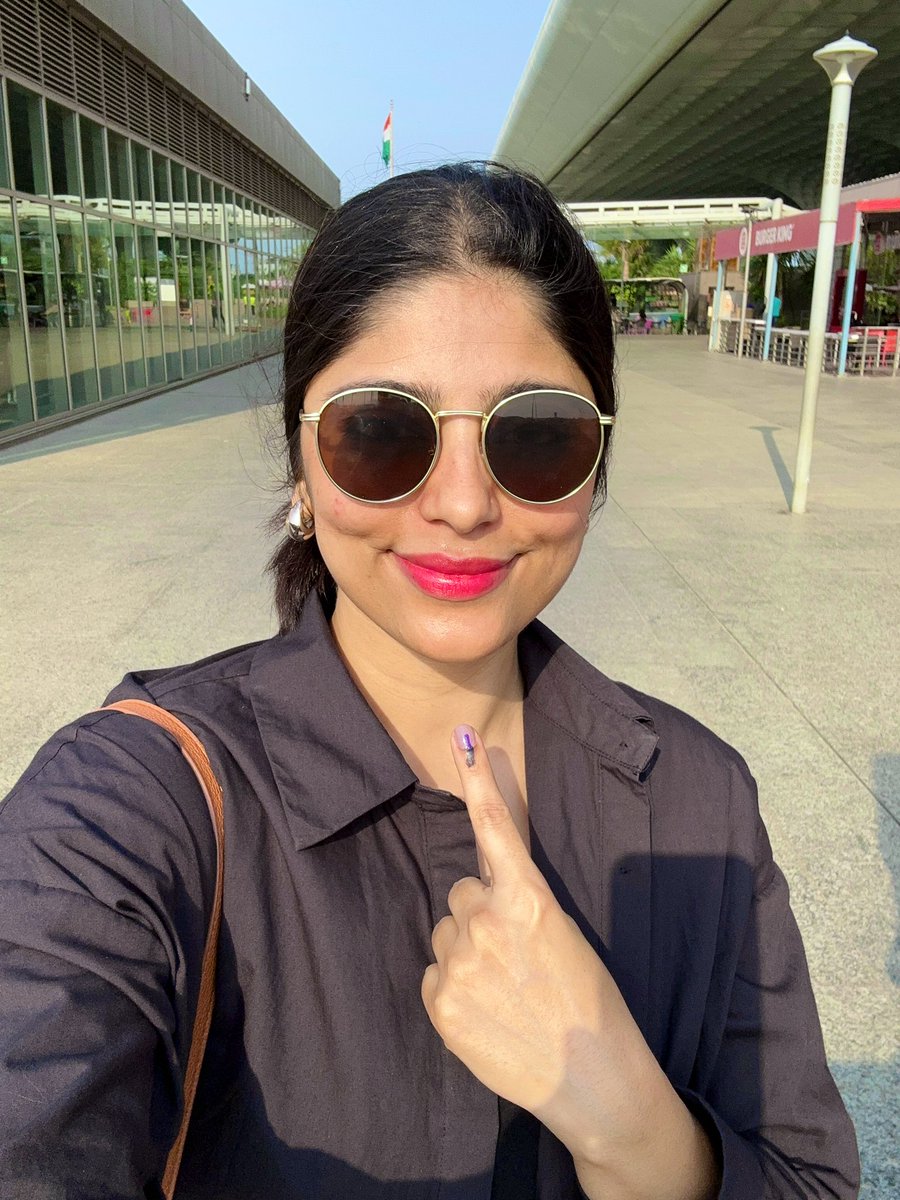 Took off from work, flew to my city, cast my vote…because every vote counts 🗳️✈️ #EveryVoteCounts #LokSabha2024 #Mumbai