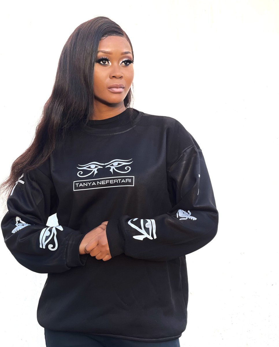TanyaNefertari's tweet photo. Tanya Nefertari Heiroglphics Hoodie/Sweater

.
.
.

Tanya Nefertari Heiroglyphics Hoodie/Sweater now available $30

.
.
.

#Sweater #EyeofHorus #IamNefertari #AncientKemet #Black #BlackFashion #BlackandWhite #hoodie  #LimitedCollection #limitededition https://t.co/ZQ0FYGFizq
