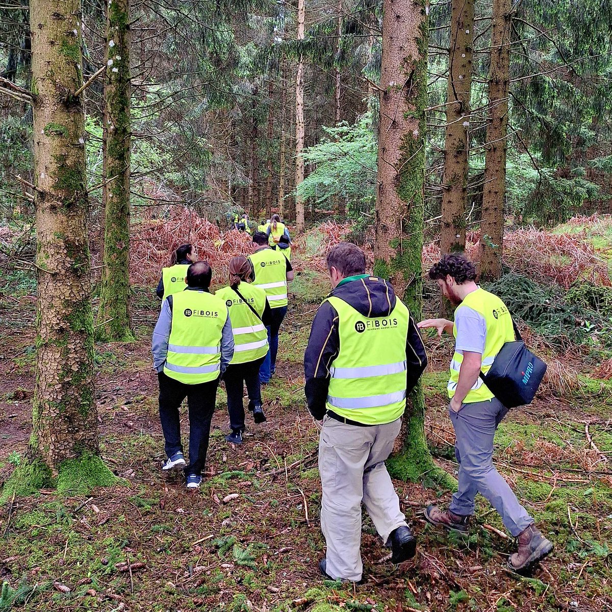 We concluded the 2024 #PEFCForestForum with a Field Dialogue in Auvergne Rhône-Alpes, France. Participants gained insights into smallholder group certification in France & discussed its possible implementation and enhancement in countries around the world. treee.es/GroupCertifica…