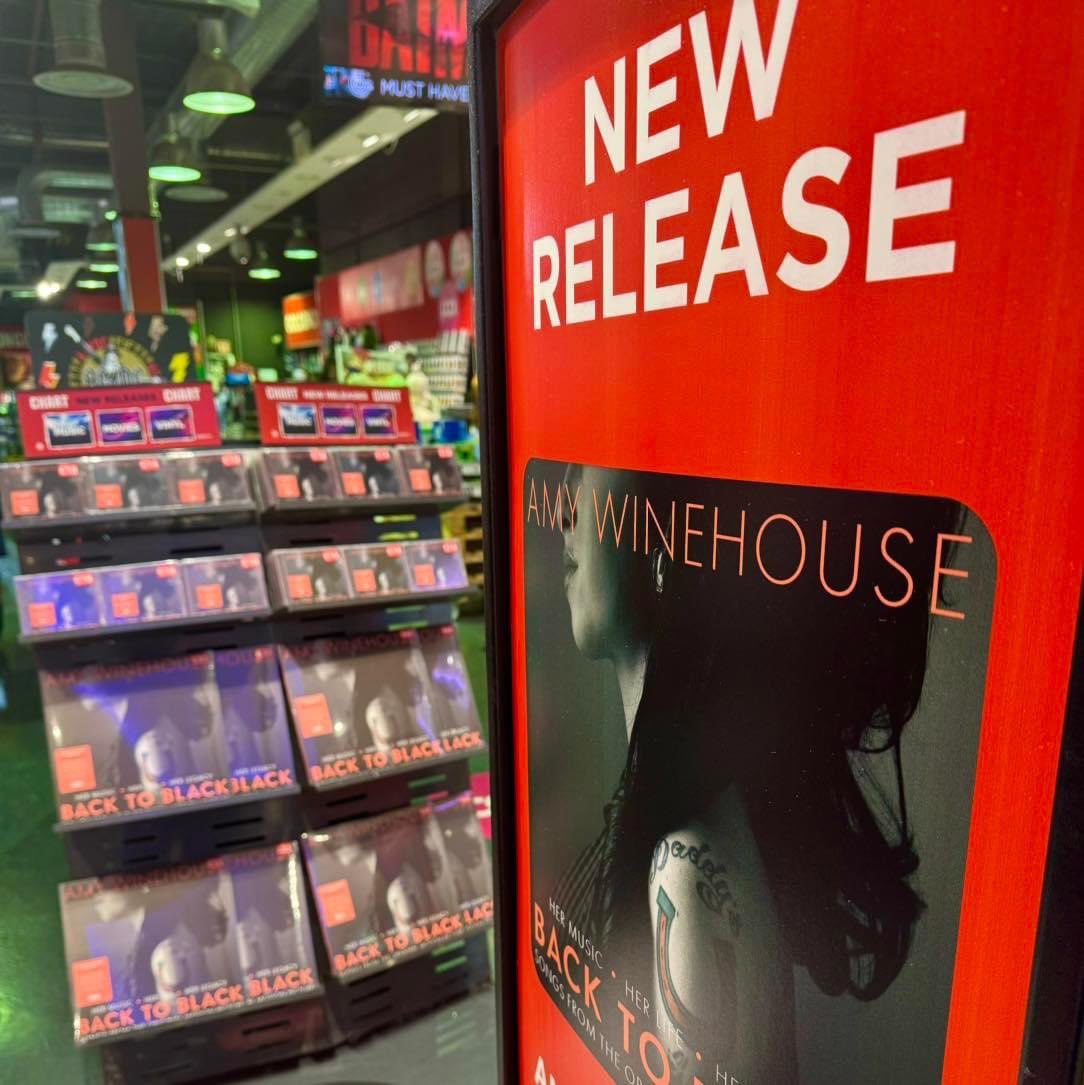 If you’ve seen the movie or not, you know you’re going to love this album. 🎵 

The official soundtrack to the new film of Amy Winehouse, Back to Black; one of the greatest albums of all time!

Her life. Her music. Her legacy. 🖤
OUT NOW!