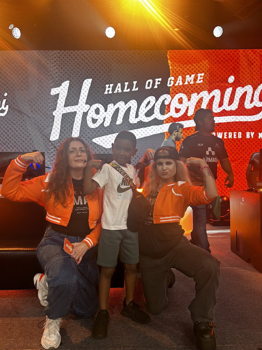 OG_FlyyGuyy's tweet photo. These might be the most 🔥 pictures from yesterday #FullSailHOF @jrideee_ @shaezilla @3N2Sports https://t.co/gbnqnrPNwm