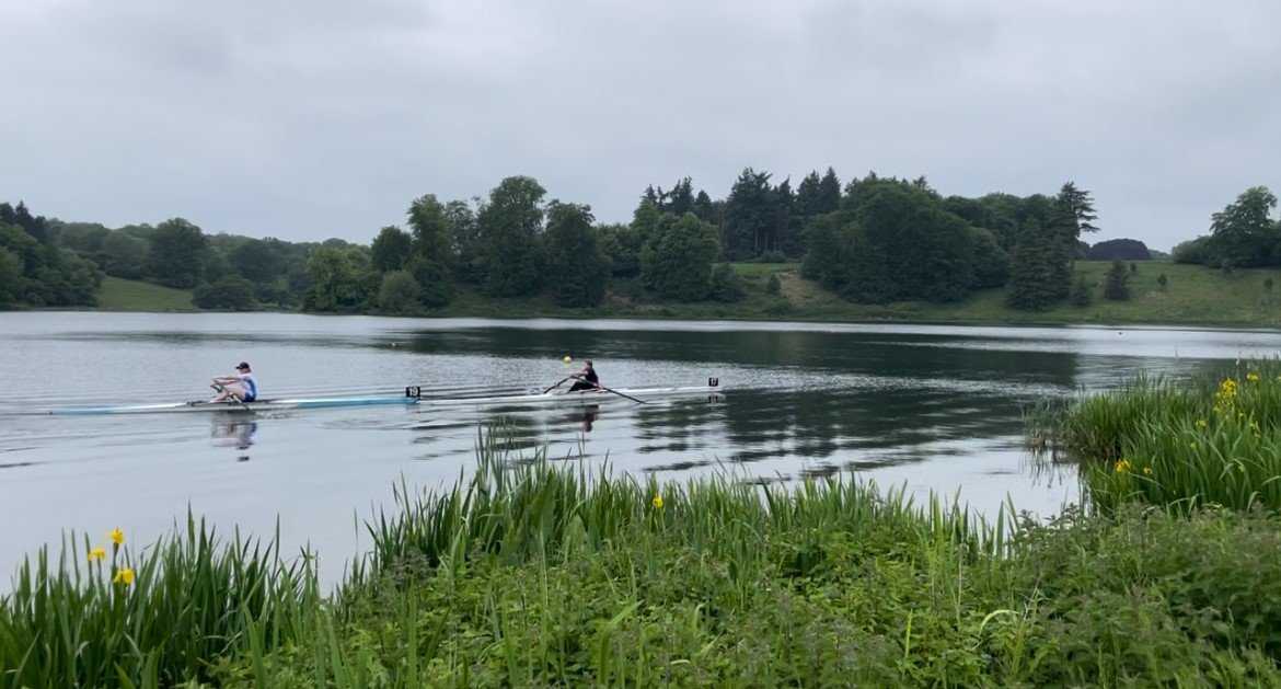 Well done to Leah T in 7 Vale, who finished first in the U12 singles race at the Blenheim Regatta. Leah rows with @eveshamrowing and this was her first official race. What a start! #proudschool