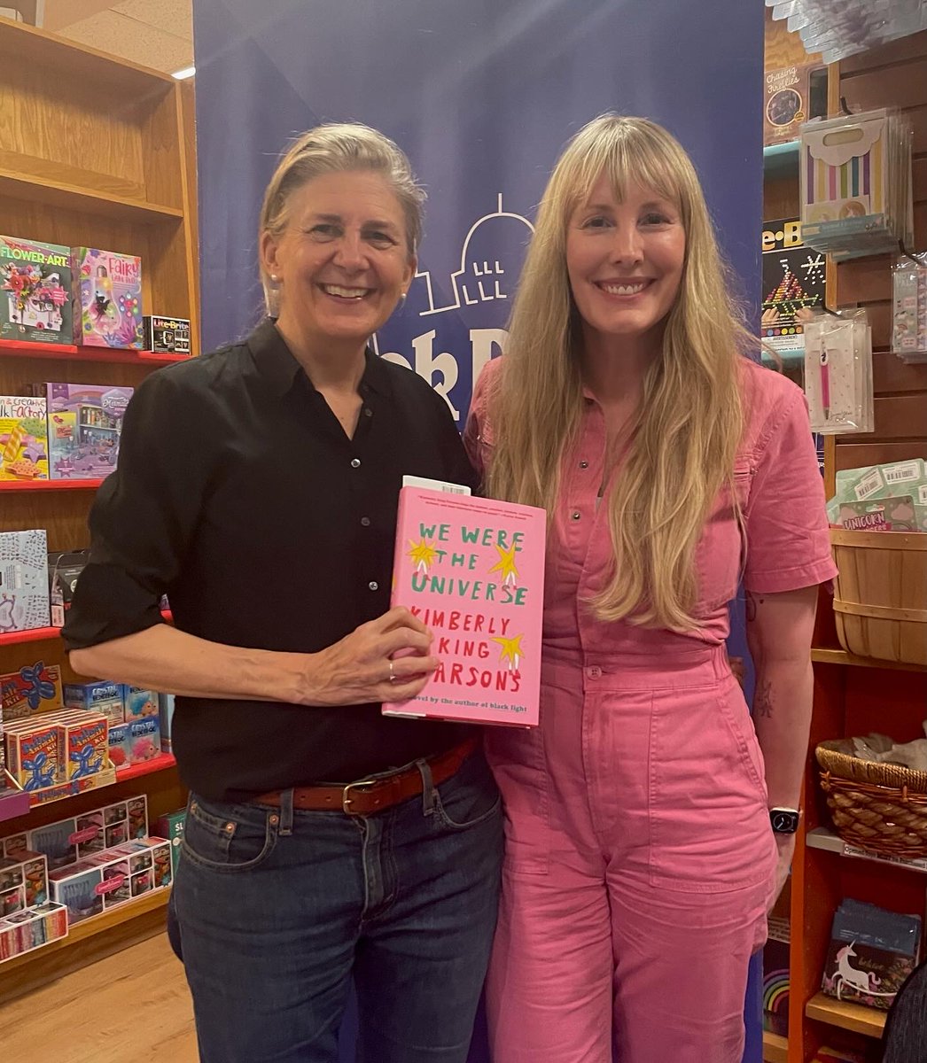 So great to see Kimberly King Parsons talk abt WE WERE THE UNIVERSE at @bookpeople. With her friend Mitchell Jackson, she talked about class & place, leaning into shame, how grief changes the nature of time & more. Loved the stories of BLACK LIGHT. Can't wait to read her novel.