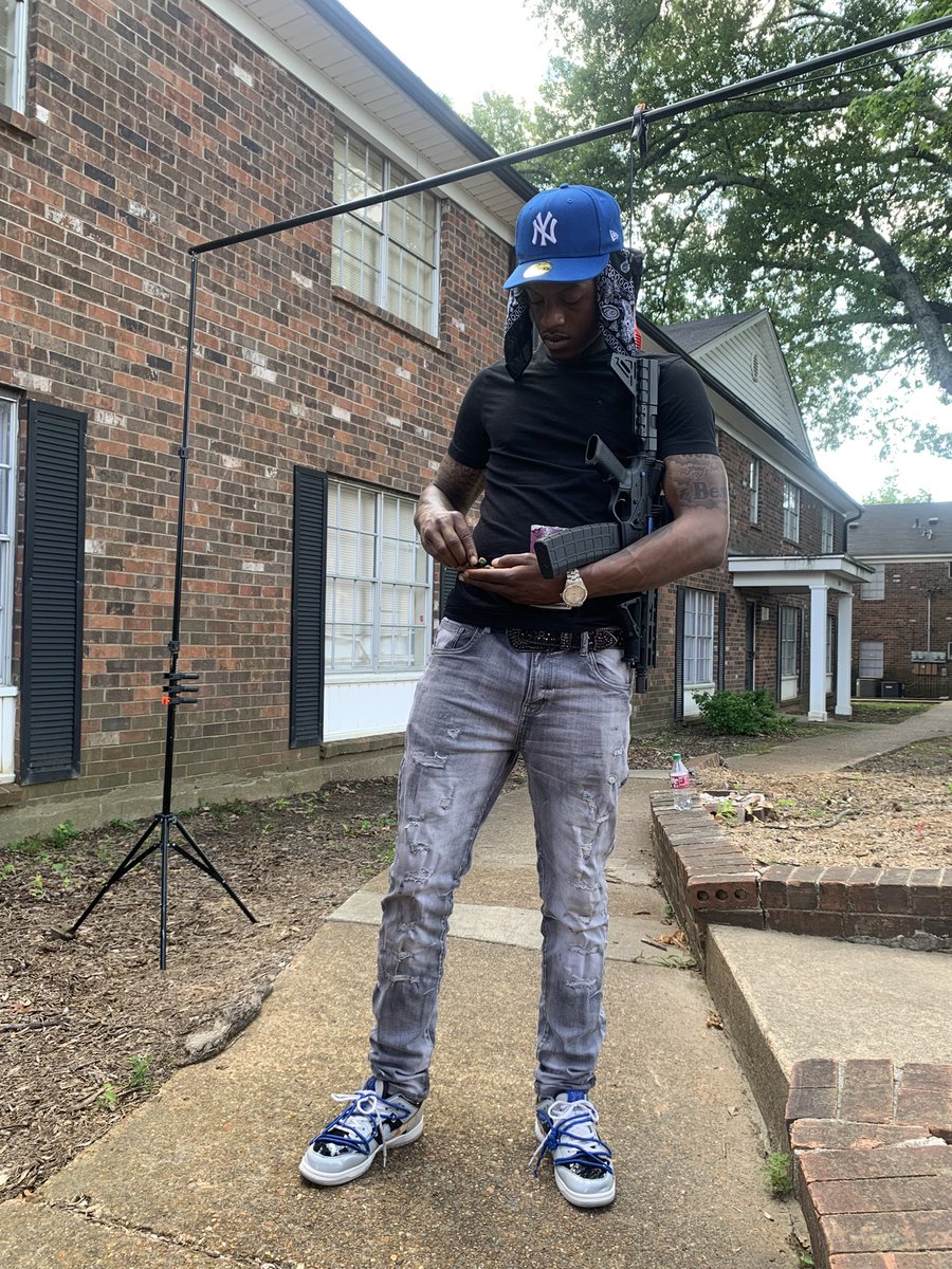 Courtesy of Mob 🎱 tweet media