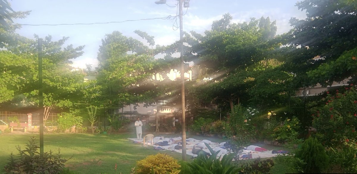 BSCL_BBSR's tweet photo. Experience serenity and relaxation in BMC parks. Take some time to enjoy the meticulously maintained green spaces. #UrbanGreenery #BMCParks #BhubaneswarFirst https://t.co/9mGtaY12Hc