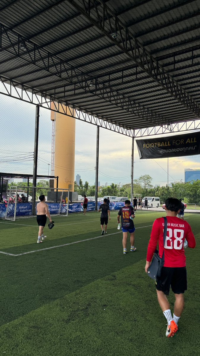 รายงานตัวจากสนามฟุตบอลค้าบบ ⚽️พ่อนักกีฬาคนเก่ง หายดีหรือยังน๊าา  #mytonsrn #ต้นรักของศรัณญ์
igs: mytonsrn