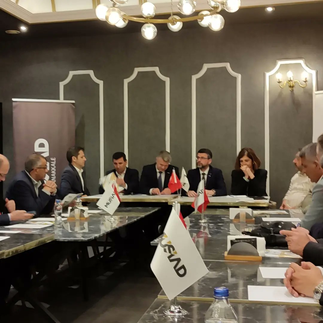 MÜSİAD Manisa Başkanımız Abdurrahman Rüzgar ve heyeti ile Başkanımız Eyüp Tan ve Heyeti Çanakkalemizde bir araya gelerek Şubemizin MÜSİAD Ticaret Ofisi tarafından düzenlenen 3T toplantısı gerçekleştirildi.

Toplantıda üyelerin tanışması ve B2B görüşmeler yapmaları sağlandı.