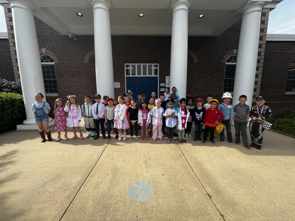 Doctors & Farmers & Pilots, Oh My! Students at @SilkHopeEagles were treated to some special presentations for Career Day, while having the option to dress up for the job they aspire to have! Thanks to our guests for sharing their job experiences with our students. #OneChatham