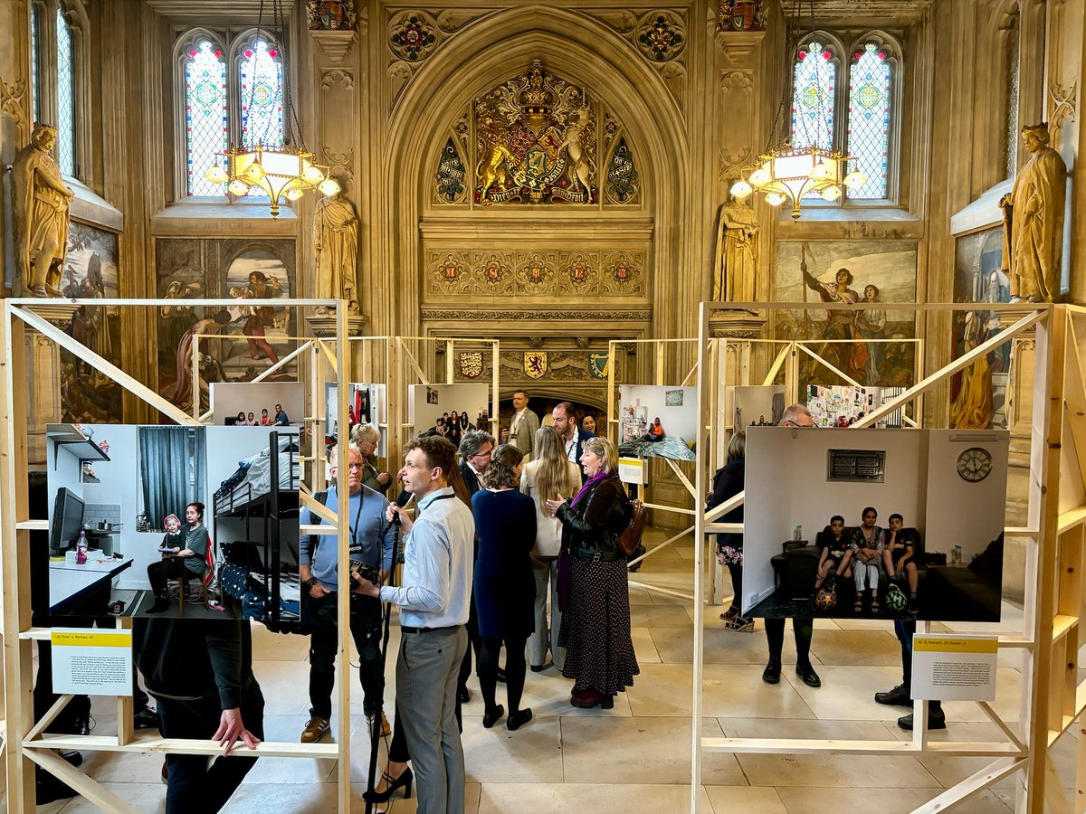 Open Eye Gallery tweet media