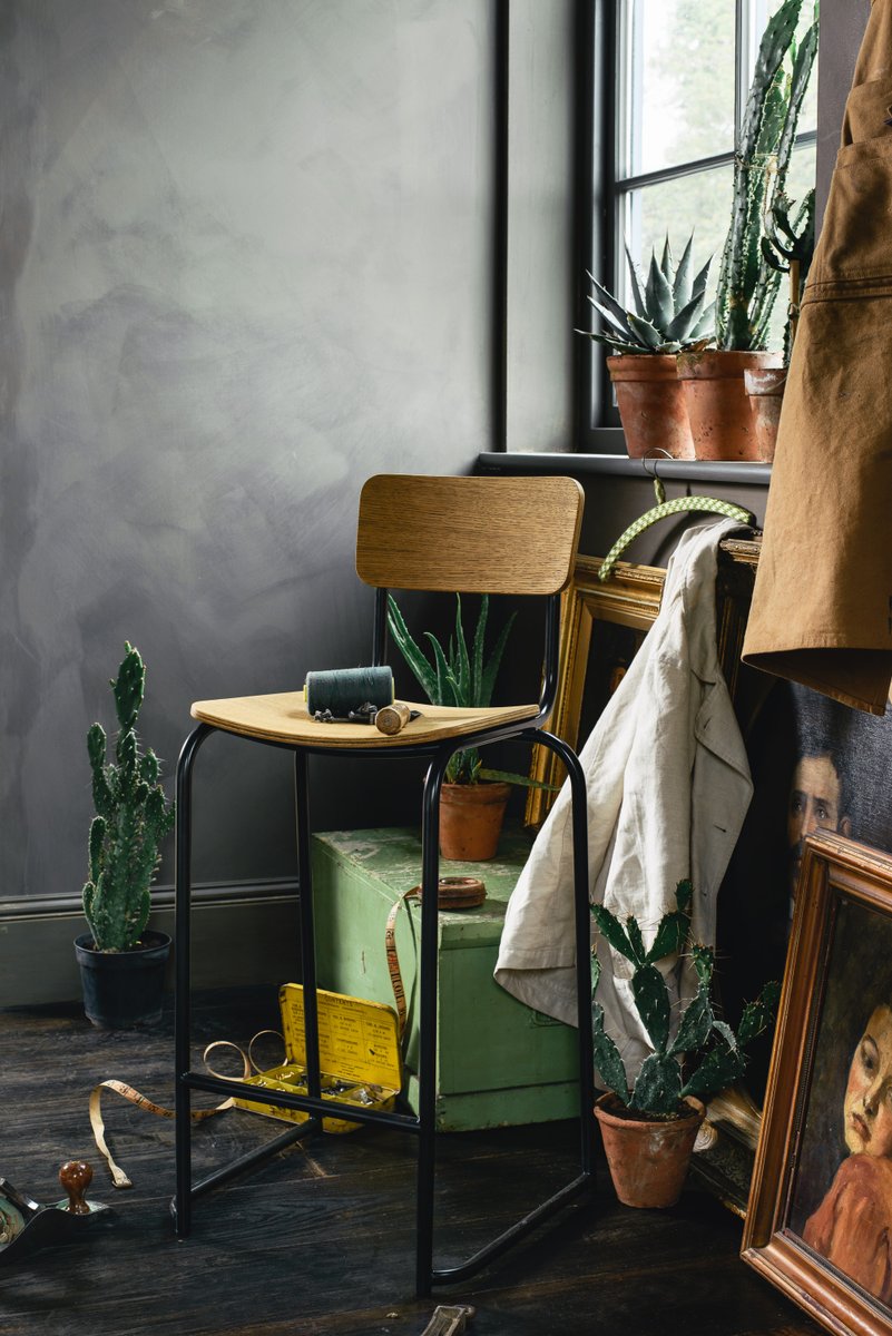 deVOLKitchens's tweet image. Industrial and practical, this stacking stool has all the charm of a vintage piece as the design was actually inspired by a set of old stacking school chairs seen in a customer’s kitchen. devol.ltd/PlumbersStool #KitchenStools