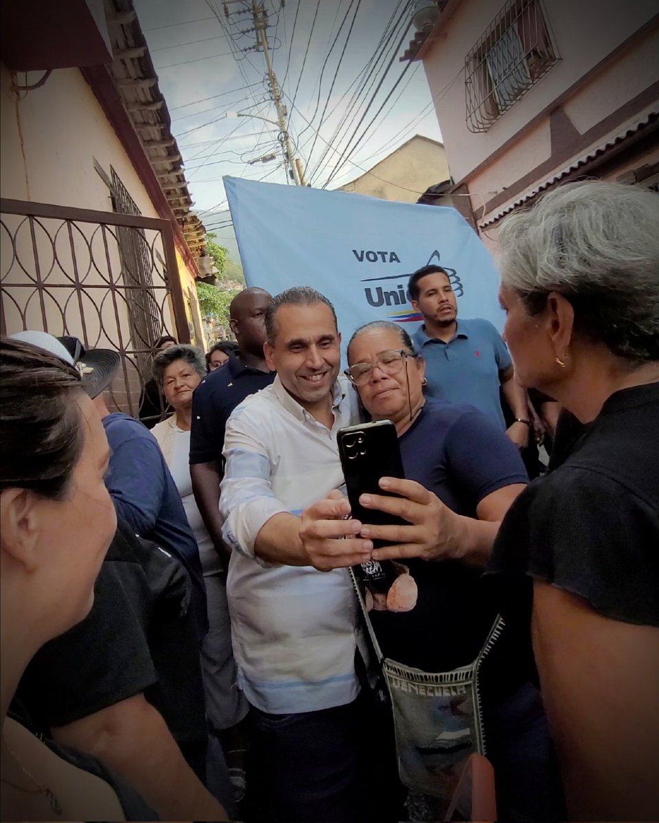 La unidad se ha convertido en algo más que un símbolo. En la unidad está enmarcada la victoria, la unidad lleva el nombre de nuestro candidato, y en la unidad estamos representados todos los venezolanos que anhelamos un cambio.

Estamos decididos, organizados y trabajando a