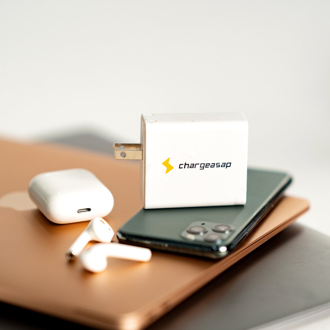 chargeasap's tweet image. Chargeasap leads the way in USB-C innovation, ensuring fast, compatible charging for all your gadgets! ⚡📱
.
.
.
#USBCEssentials #EfficientCharging #USBCTech, #PowerDelivery, #ChargeSmart, #USBCEvolution, #USBCEssentials, #EfficientCharging