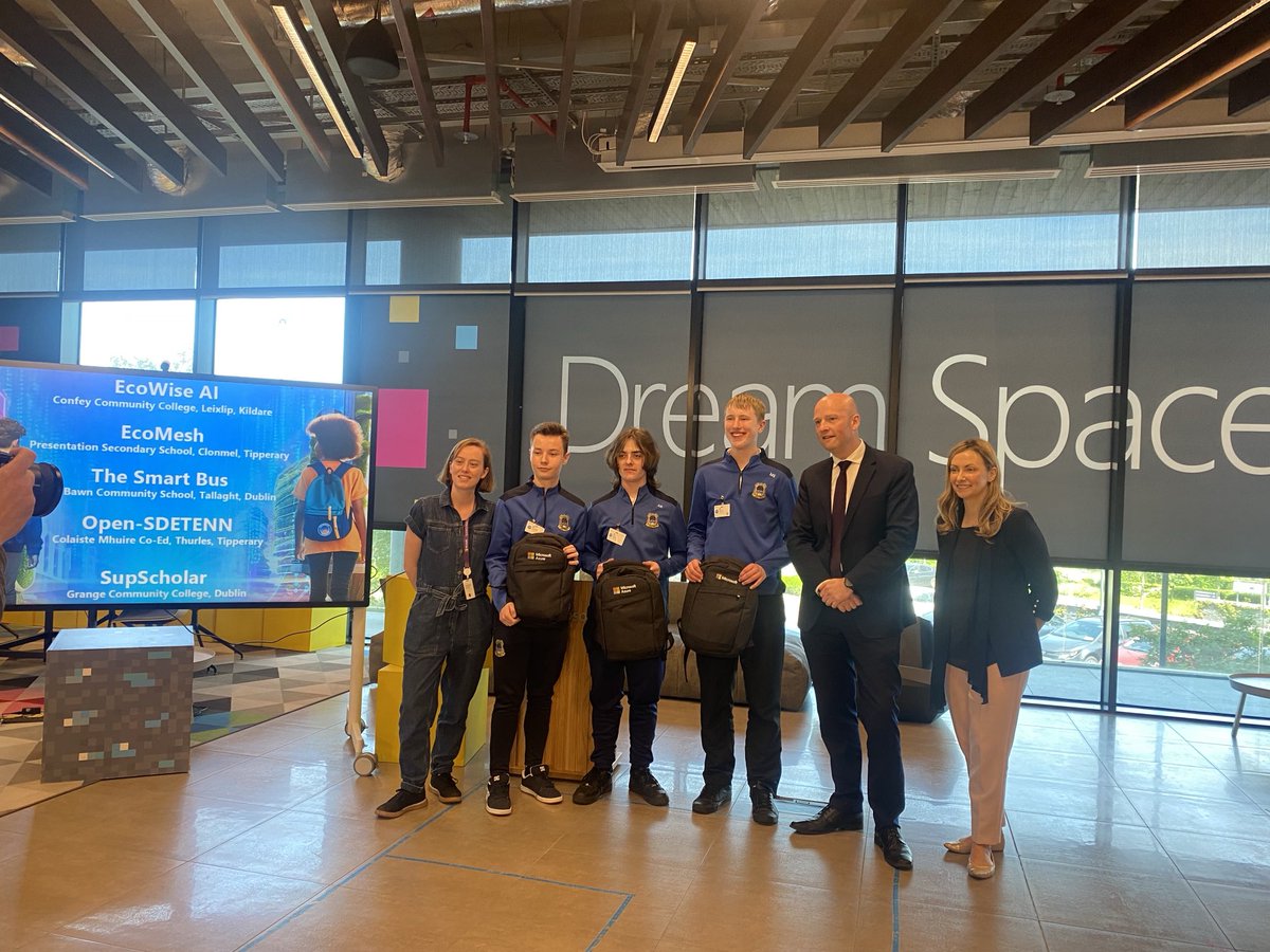 miriambergin's tweet photo. Well done to ⁦@colmhuirecoed⁩ on presenting the self driving framework to the ⁦@Microsoftirl⁩ judges thanks⁦@RTEjr⁩ for brainwaves videos and tv interview experience Thanks ⁦@msajolliffe⁩ for hospitality ⁦⁦@TipperaryETB⁩ https://t.co/Ql56BWBEvm
